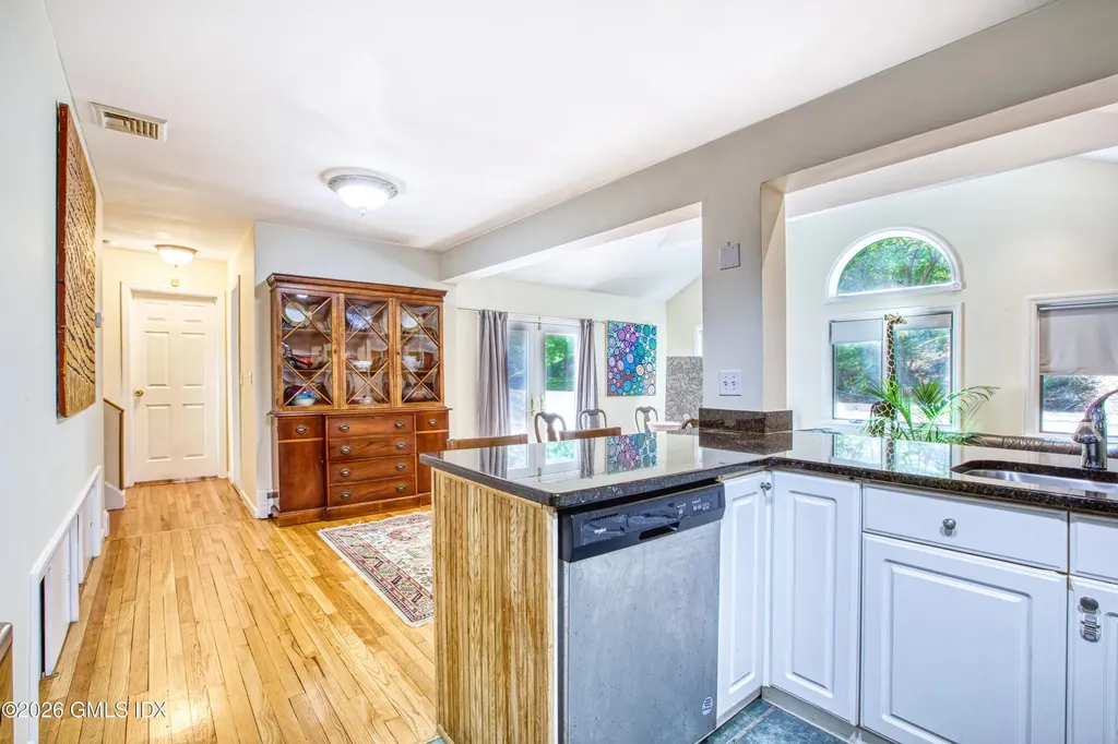86 Sound Beach Avenue Extension Greenwich CT 06830