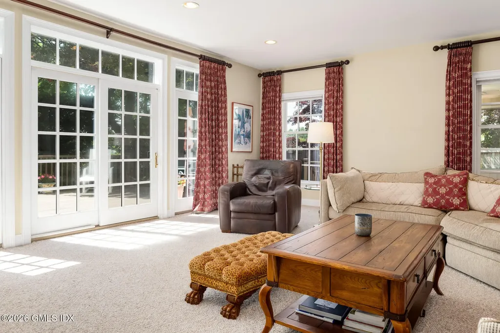 5 Highview Avenue Old Greenwich CT 06870
