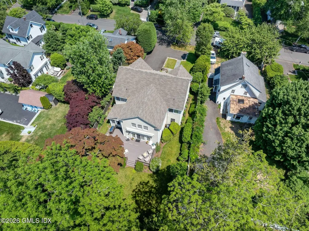 5 Highview Avenue Old Greenwich CT 06870
