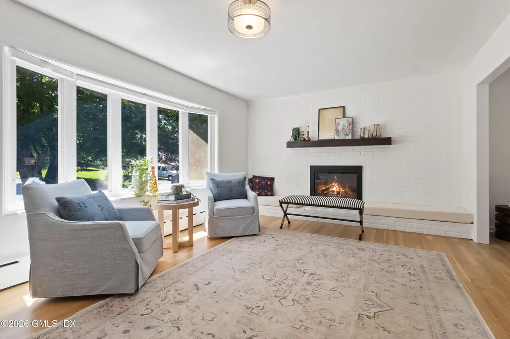 9 Deluca Drive Cos Cob CT 06807