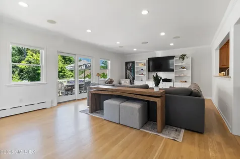 9 Deluca Drive Cos Cob CT 06807