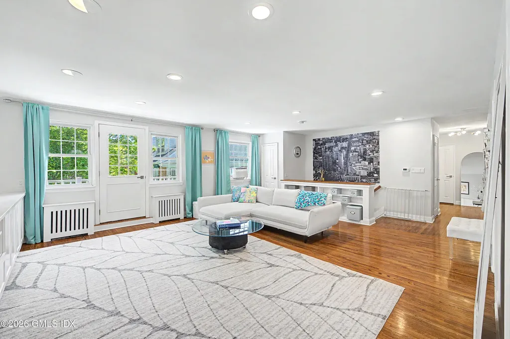 76 Putnam Greenwich CT 06830