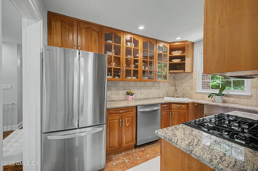 76 Putnam Greenwich CT 06830