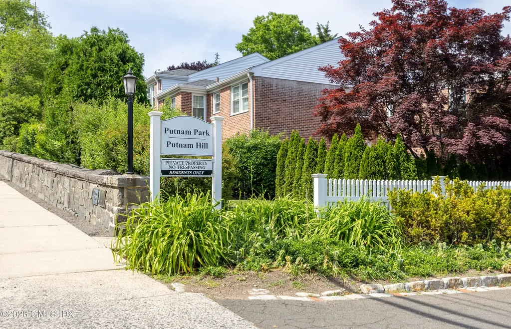 76 Putnam Park Greenwich CT 06830