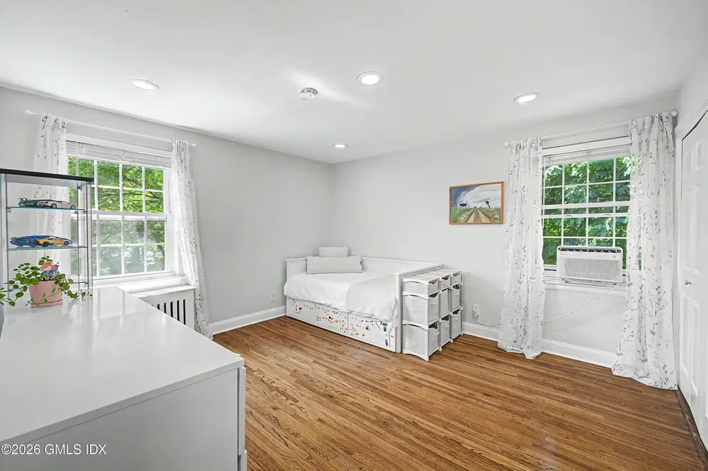 76 Putnam Greenwich CT 06830