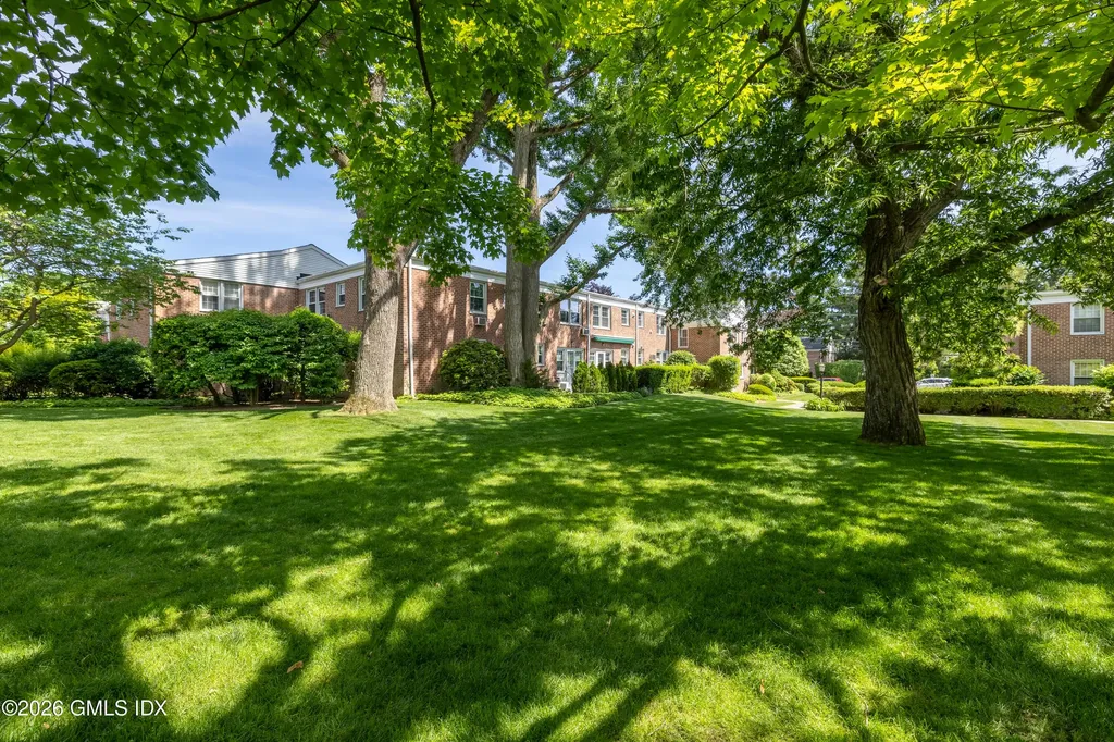 76 Putnam Park Greenwich CT 06830
