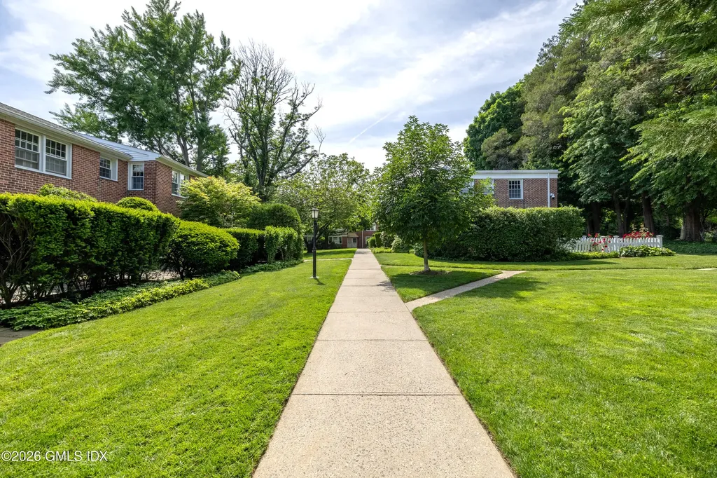 76 Putnam Greenwich CT 06830