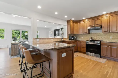 9 Deluca Drive Cos Cob CT 06807