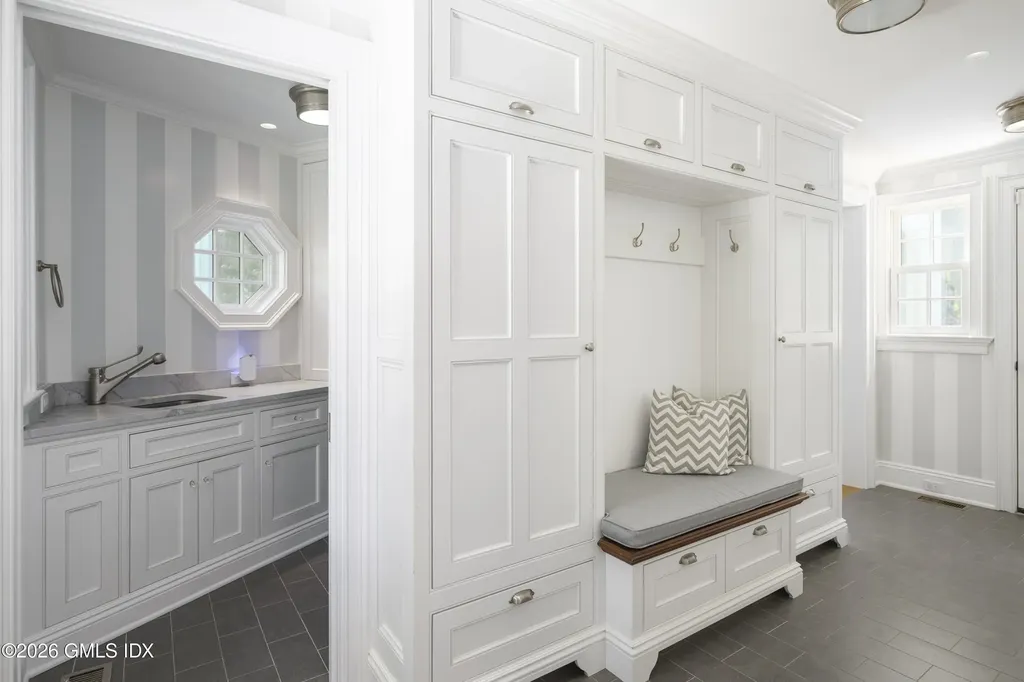 9 Paddock Drive Greenwich CT 06831