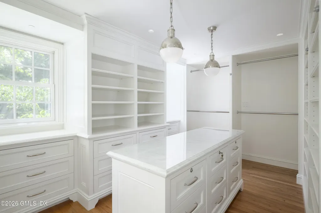 9 Paddock Drive Greenwich CT 06831