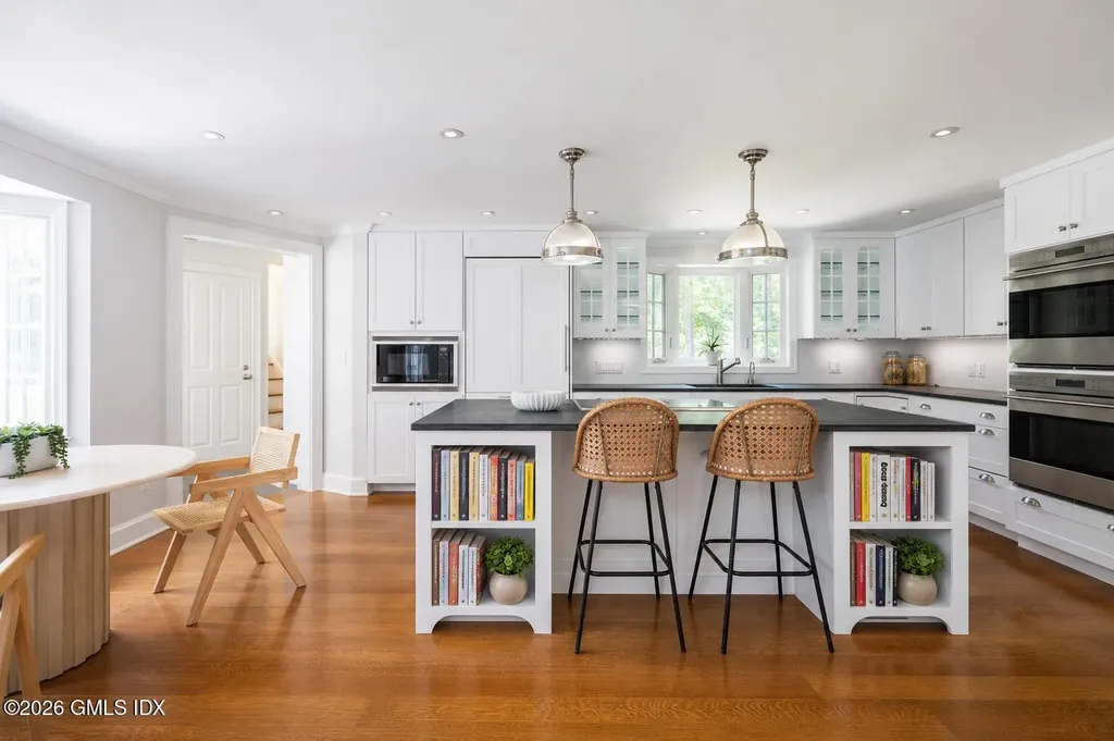 9 Paddock Drive Greenwich CT 06831