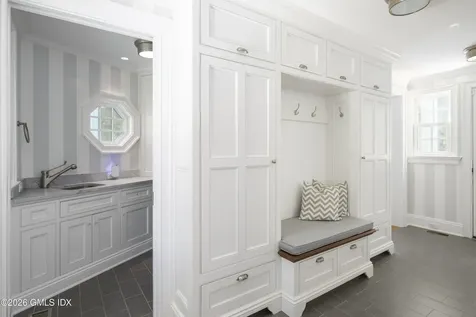 9 Paddock Drive Greenwich CT 06831