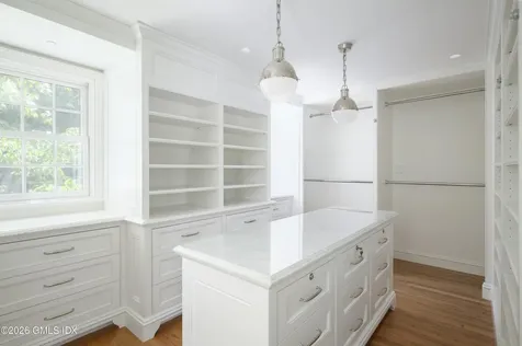 9 Paddock Drive Greenwich CT 06831