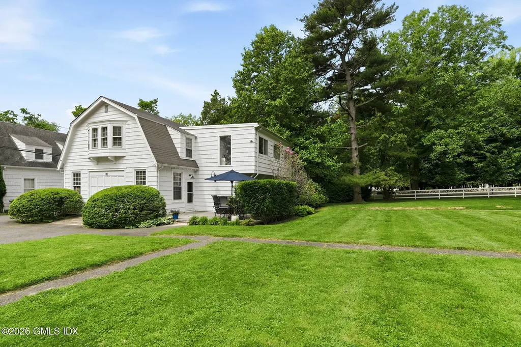 64 Wallacks Drive Stamford CT 06902