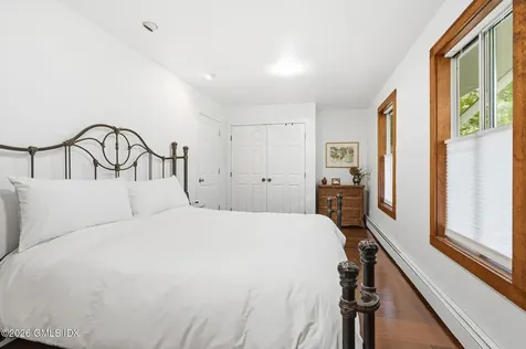 64 Wallacks Drive Stamford CT 06902