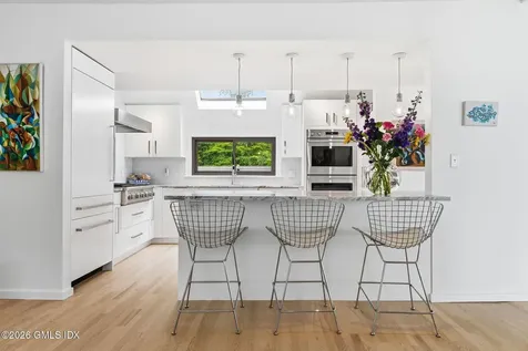 64 Wallacks Drive Stamford CT 06902