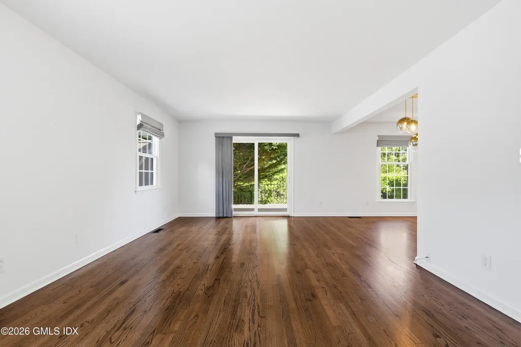14 Greenwich Hills Drive Greenwich CT 06831