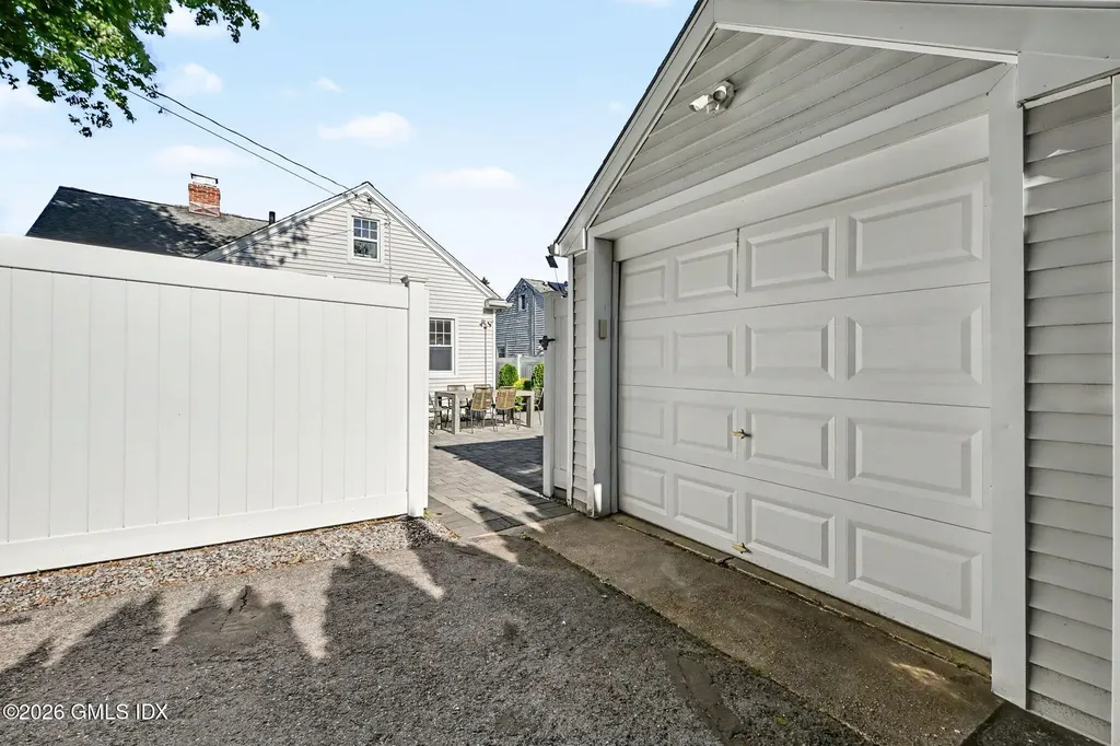 158 Courtland Hill Street Stamford CT 06906