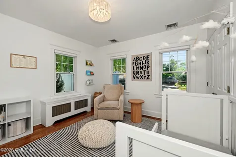 158 Courtland Hill Street Stamford CT 06906