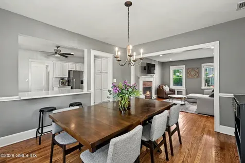 158 Courtland Hill Street Stamford CT 06906