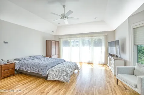 25 Weston Hill Road Riverside CT 06878