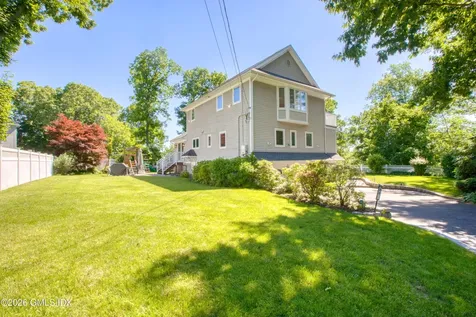 25 Weston Hill Road Riverside CT 06878