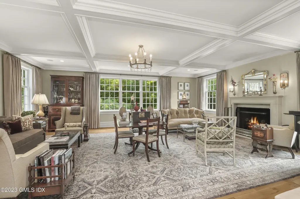 27 Locust Road Greenwich CT 06831