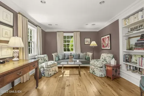 27 Locust Road Greenwich CT 06831