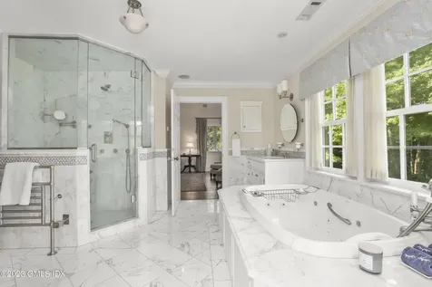 27 Locust Road Greenwich CT 06831
