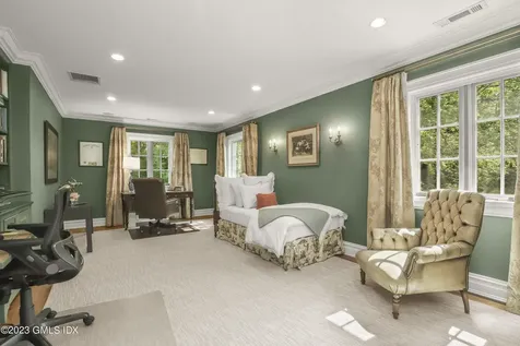 27 Locust Road Greenwich CT 06831