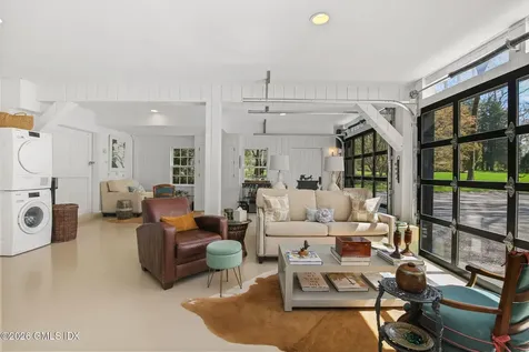 27 Locust Road Greenwich CT 06831