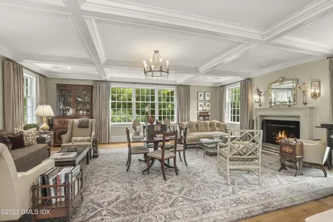 27 Locust Road Greenwich CT 06831