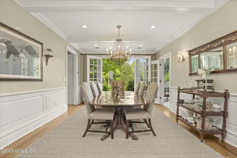 27 Locust Road Greenwich CT 06831