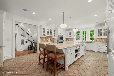 27 Locust Road Greenwich CT 06831