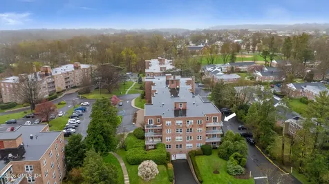 4 Putnam Hill Greenwich CT 06830