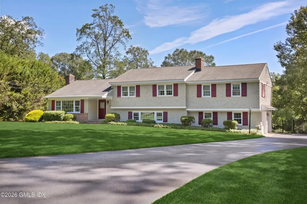208 Thornridge Drive Stamford CT 06903