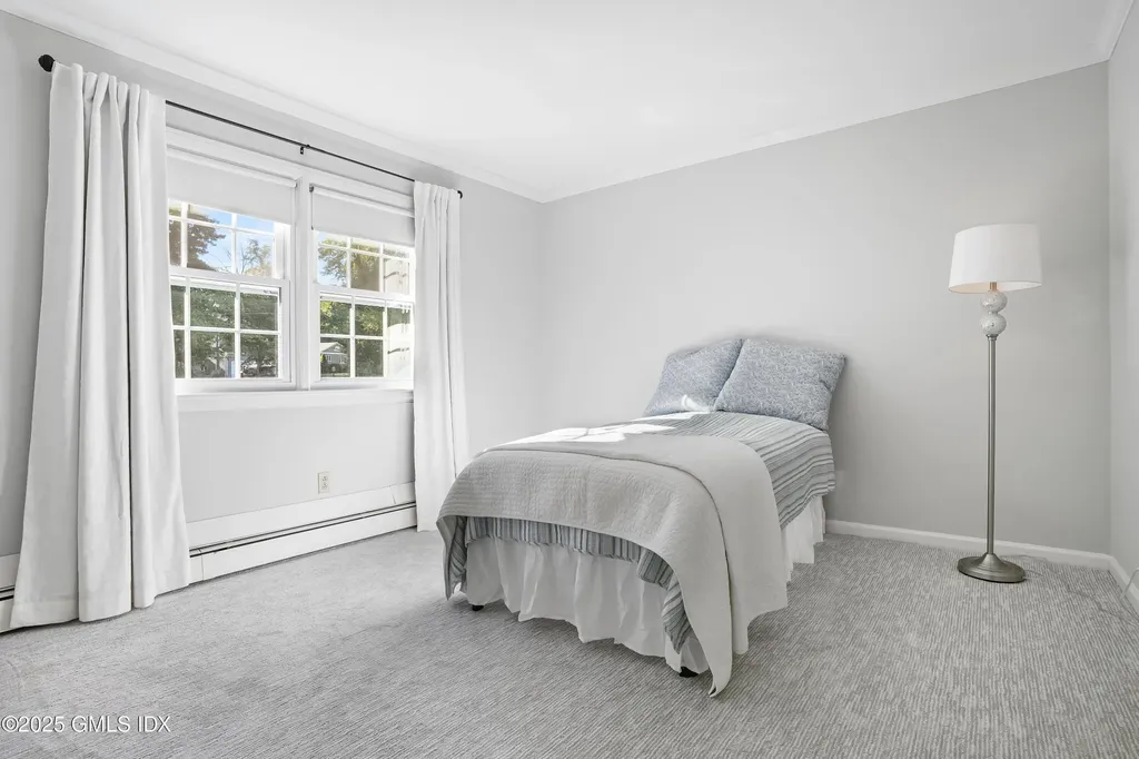 208 Thornridge Drive Stamford CT 06903
