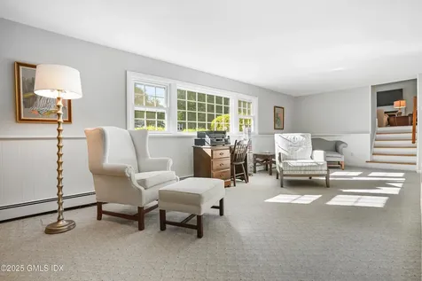 208 Thornridge Drive Stamford CT 06903