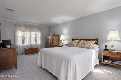 208 Thornridge Drive Stamford CT 06903