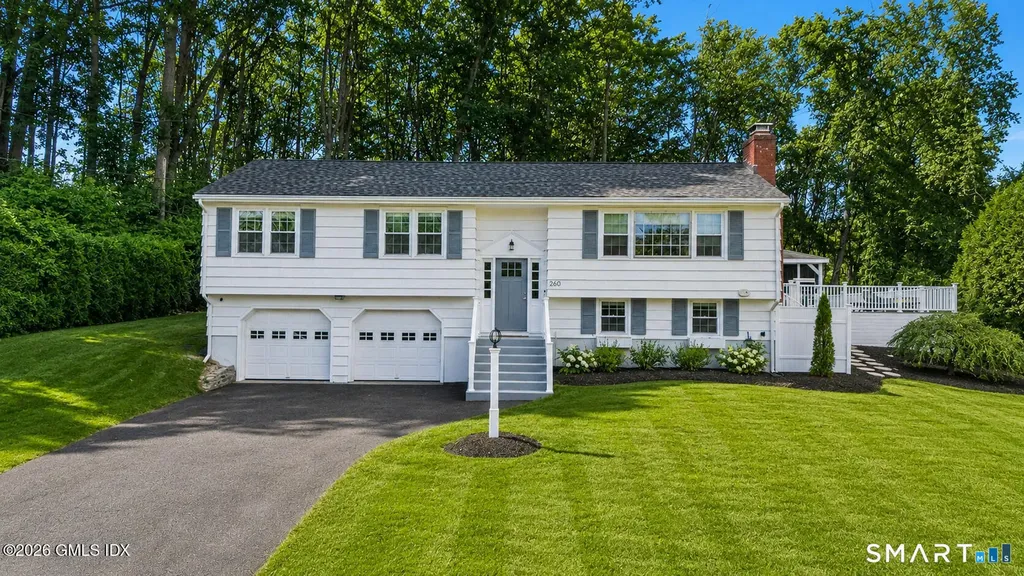 260 Weeping Willow Lane Fairfield CT 06825
