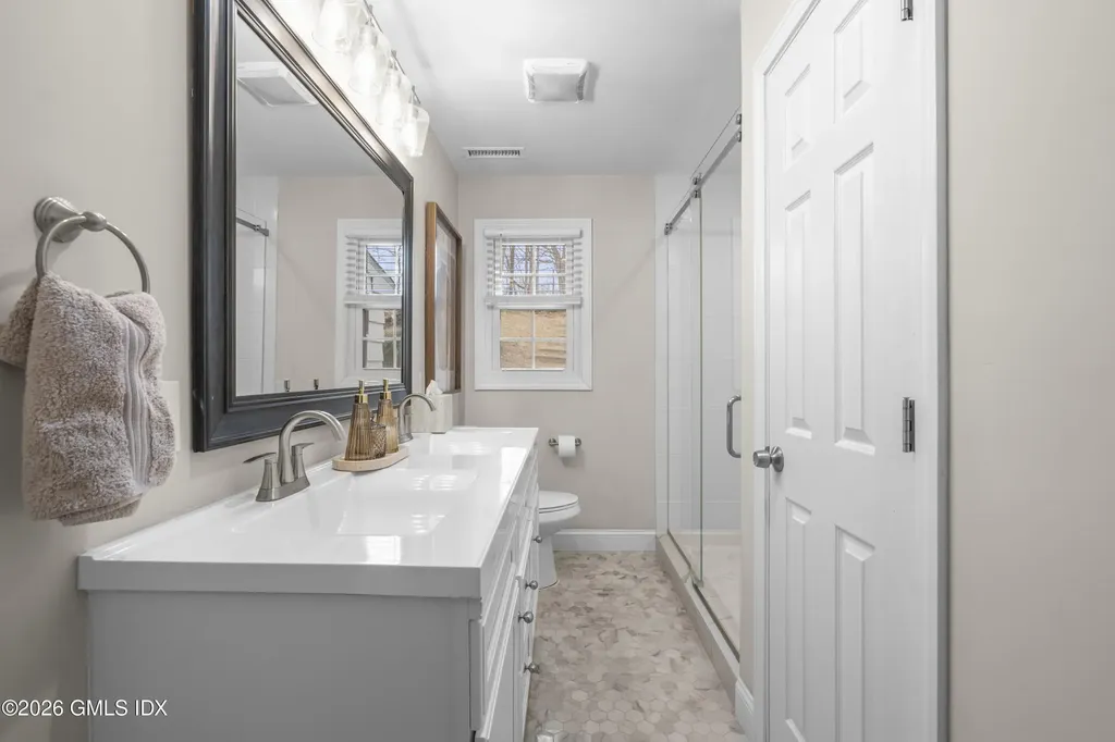 260 Weeping Willow Lane Fairfield CT 06825