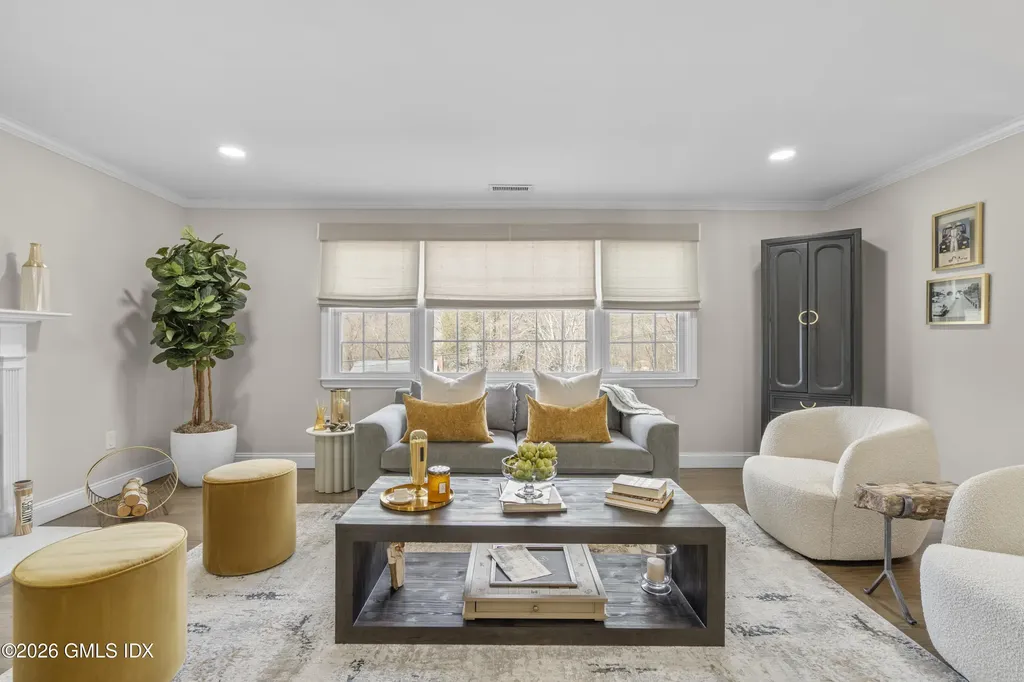 260 Weeping Willow Lane Fairfield CT 06825