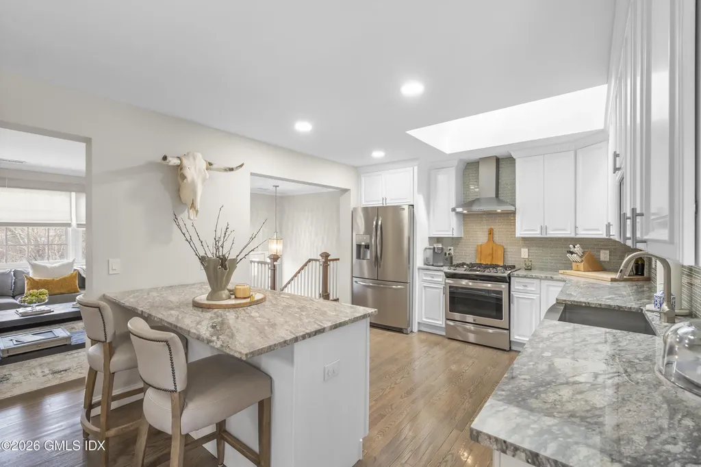 260 Weeping Willow Lane Fairfield CT 06825