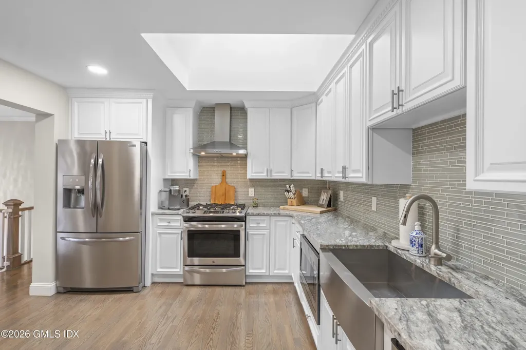 260 Weeping Willow Lane Fairfield CT 06825