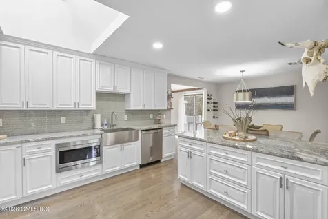 260 Weeping Willow Lane Fairfield CT 06825