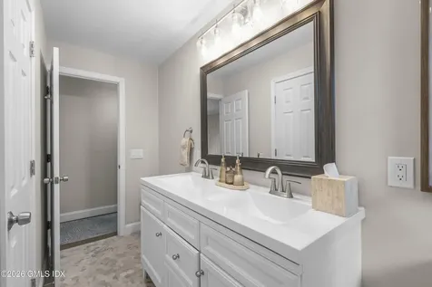 260 Weeping Willow Lane Fairfield CT 06825