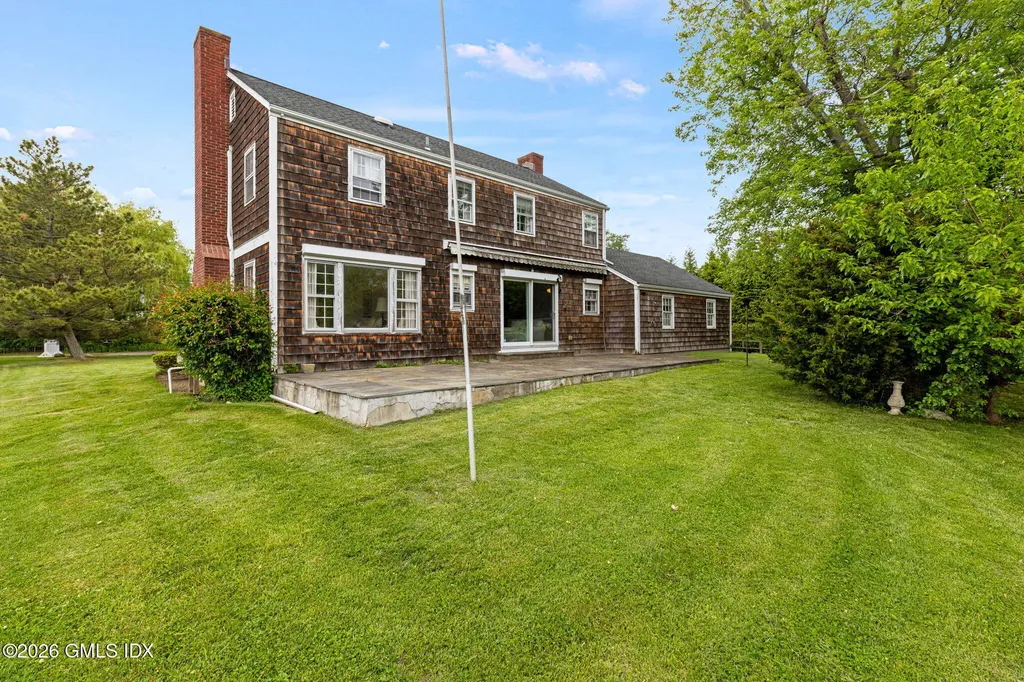 14 Shorehame Club Road Old Greenwich CT 06870