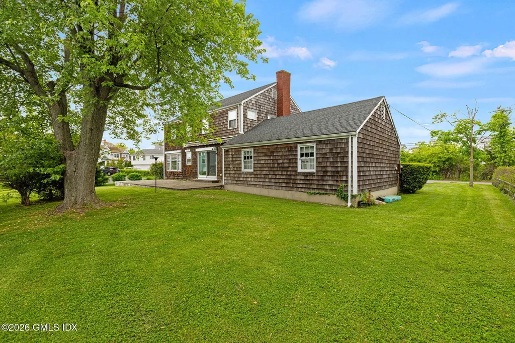 14 Shorehame Club Road Old Greenwich CT 06870