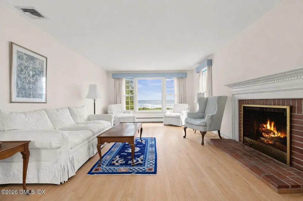 14 Shorehame Club Road Old Greenwich CT 06870