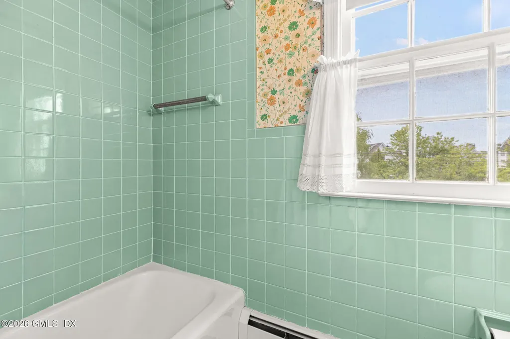 14 Shorehame Club Road Old Greenwich CT 06870